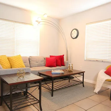 Sarasota Memorial Downtown Stay